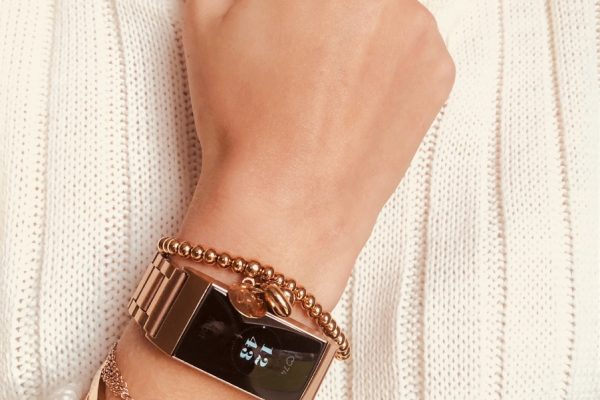 HOW TO STYLE YOUR FITNESS TRACKER