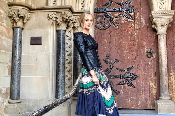 3 WAYS TO STYLE PLEATED SKIRTS