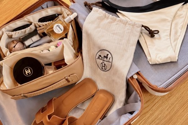 The Elegant Late Summer Vacation Packing List